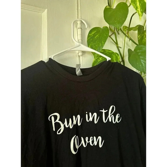 Women’s size Small & Men’s size Medium Bun in the Oven shirts - Picture 4 of 7